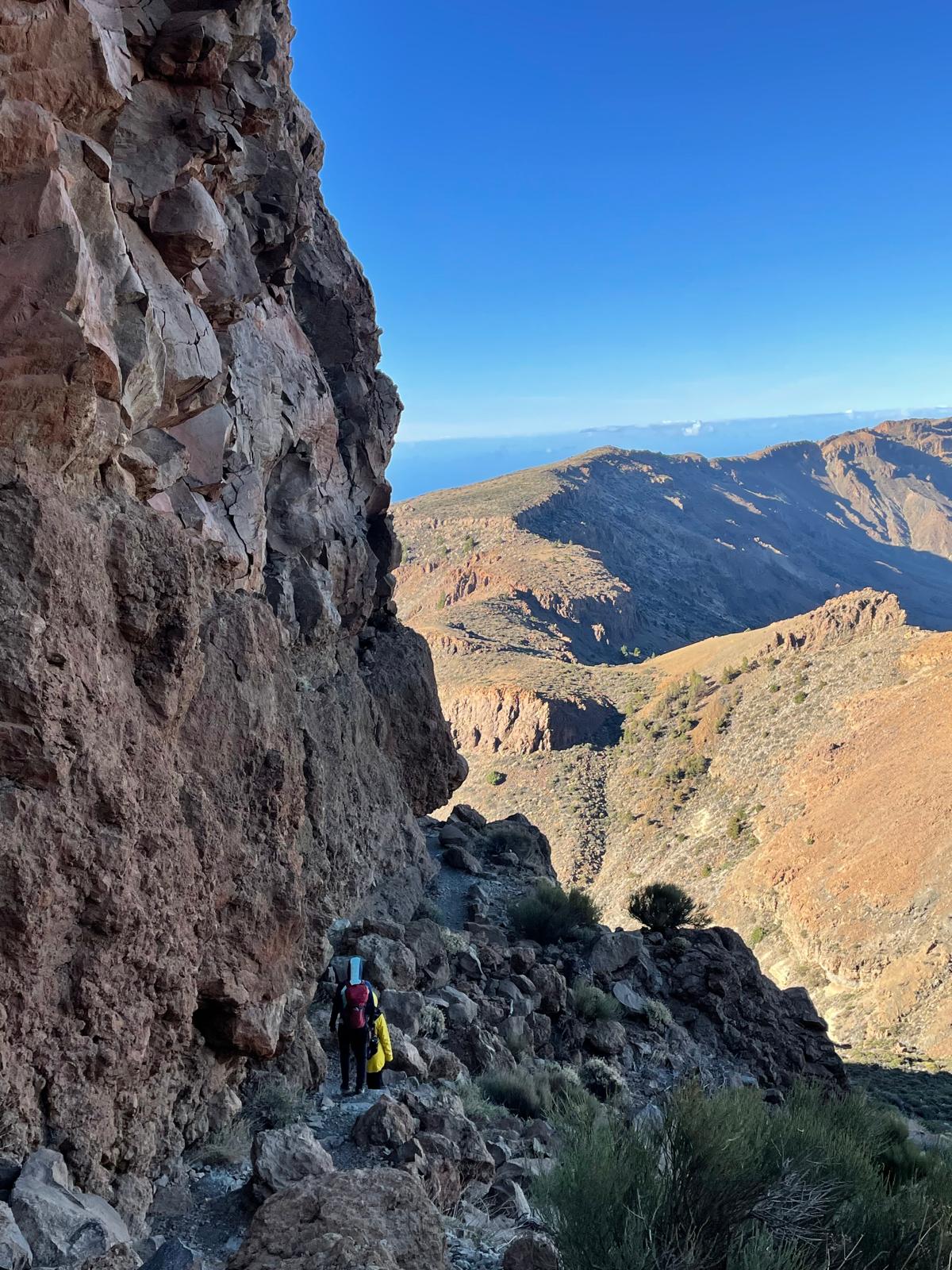 Horní trasa pod skalním převisem