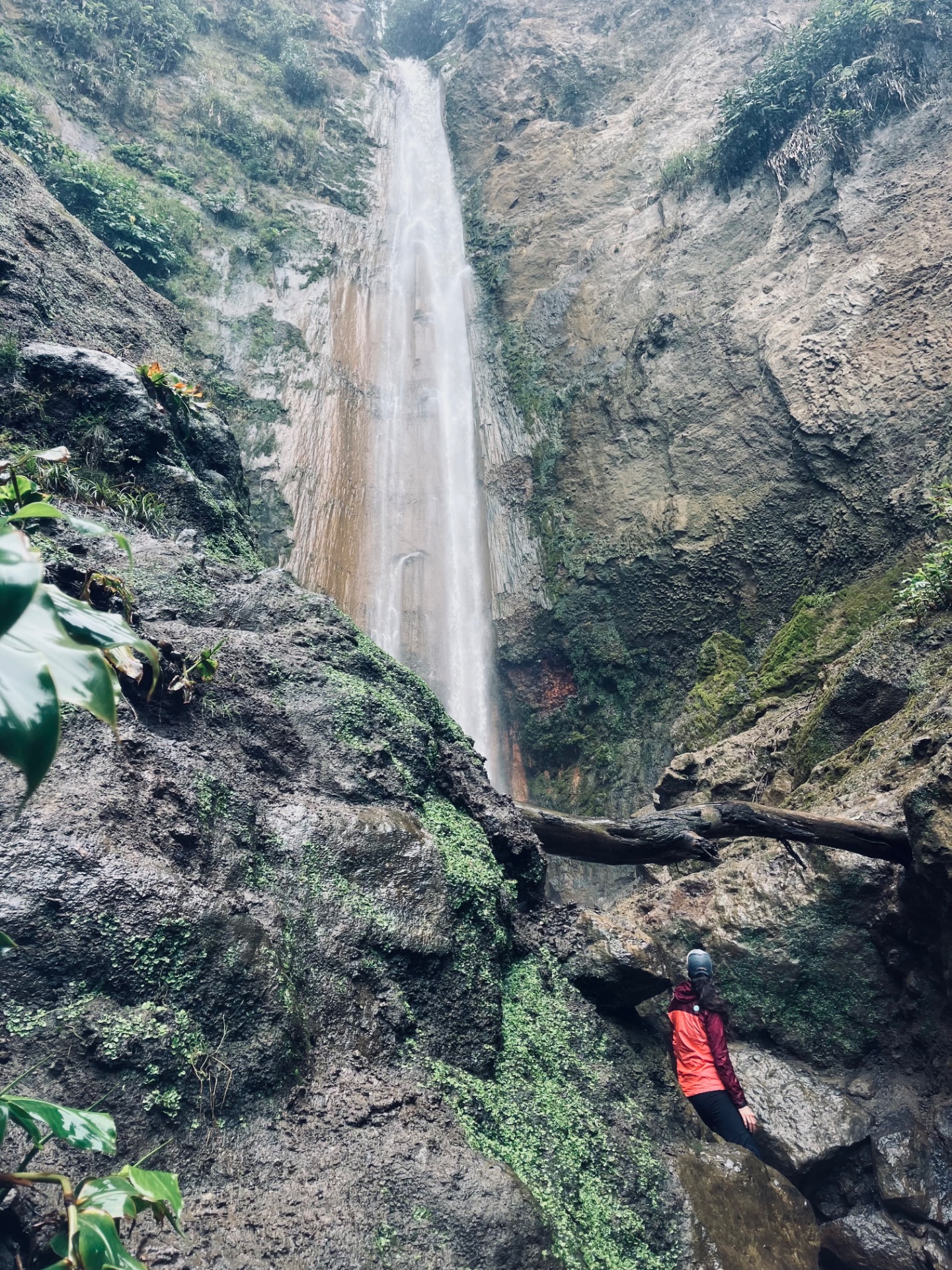 CASCATA DA RIBEIRA QUENTE