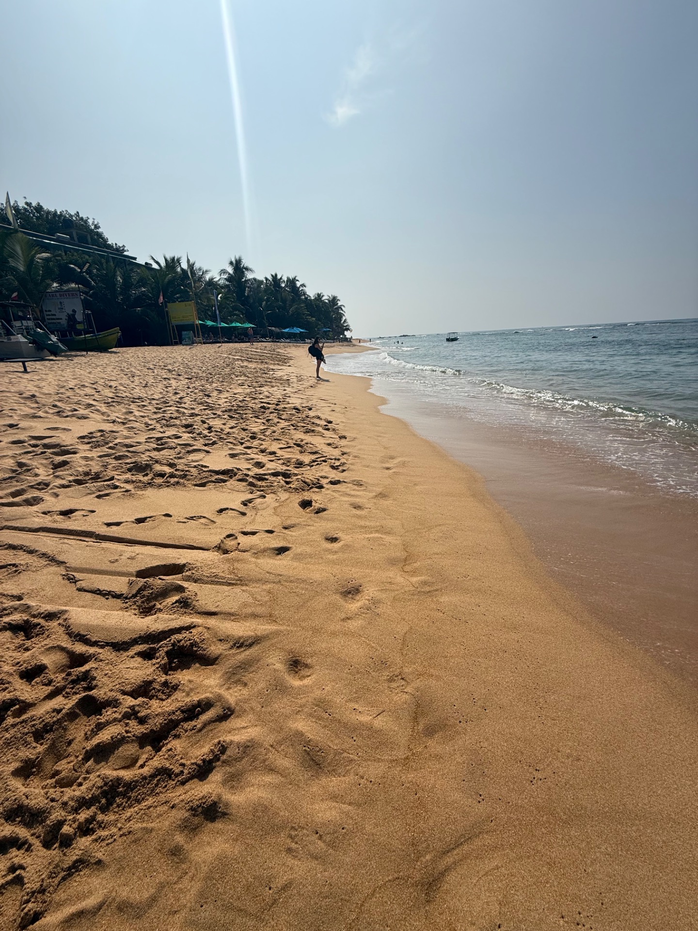 UNAWATUNA BEACH