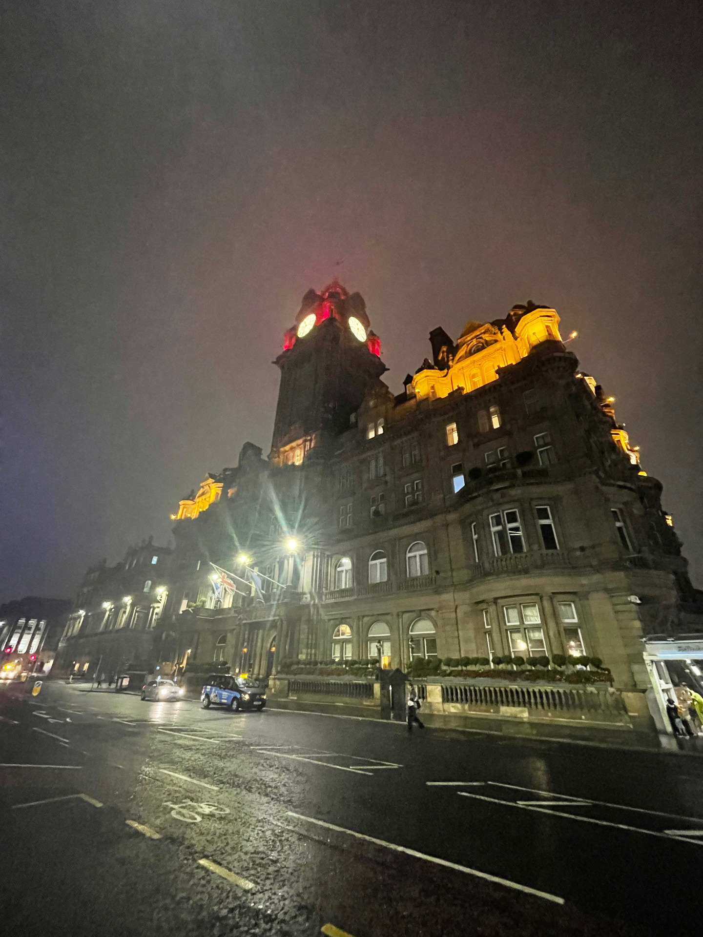 Balmoral Hotel 